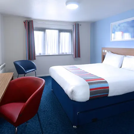 Travelodge Hotel 3*