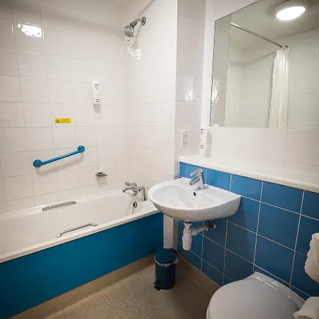 Hotel Travelodge 3*