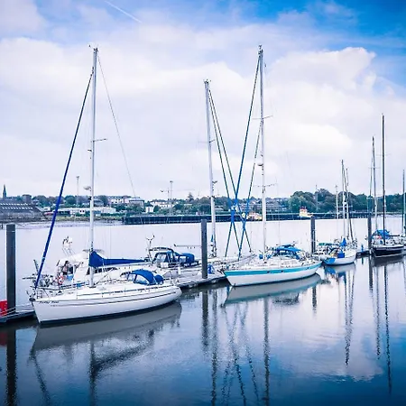 Ξενοδοχείο Travelodge 3*