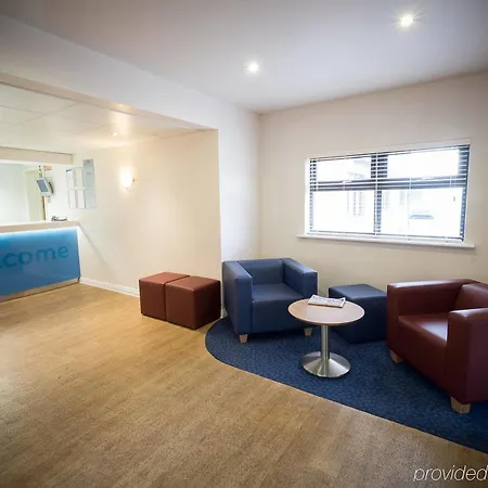 Travelodge Hotel 3*