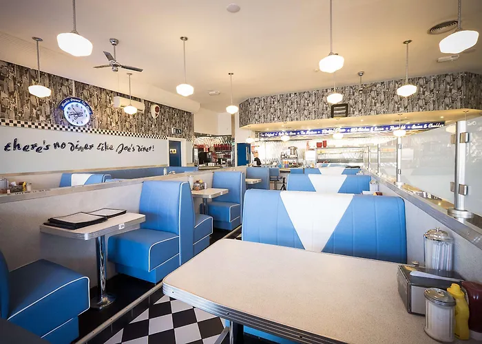 Travelodge Отель 3*