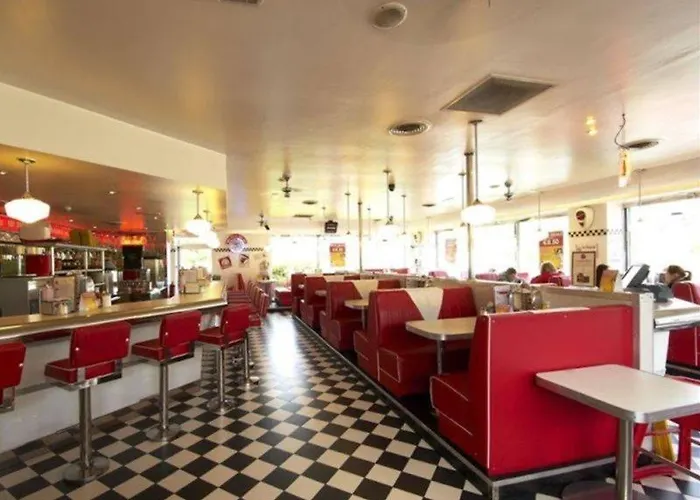 Travelodge Вотафорд